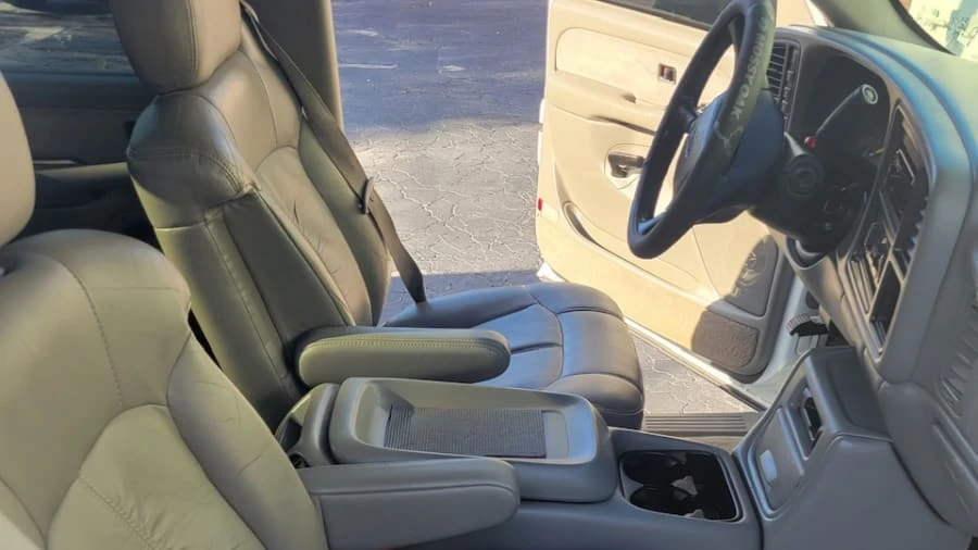 2001 Chevrolet Silverado 1st Gen - Image 4 of 9