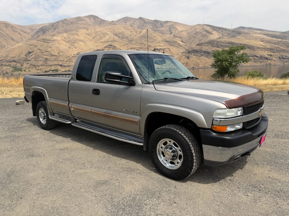 2001 Chevrolet Silverado Heavy Duty 1st Gen - Image 4 of 31