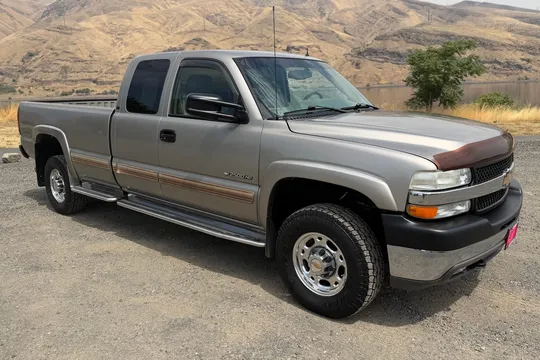 2001 Chevrolet Silverado 2500HD LT Extended Cab 8.1 4×4