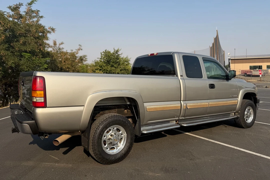 2001 Chevrolet Silverado Heavy Duty 1st Gen - Image 5 of 31