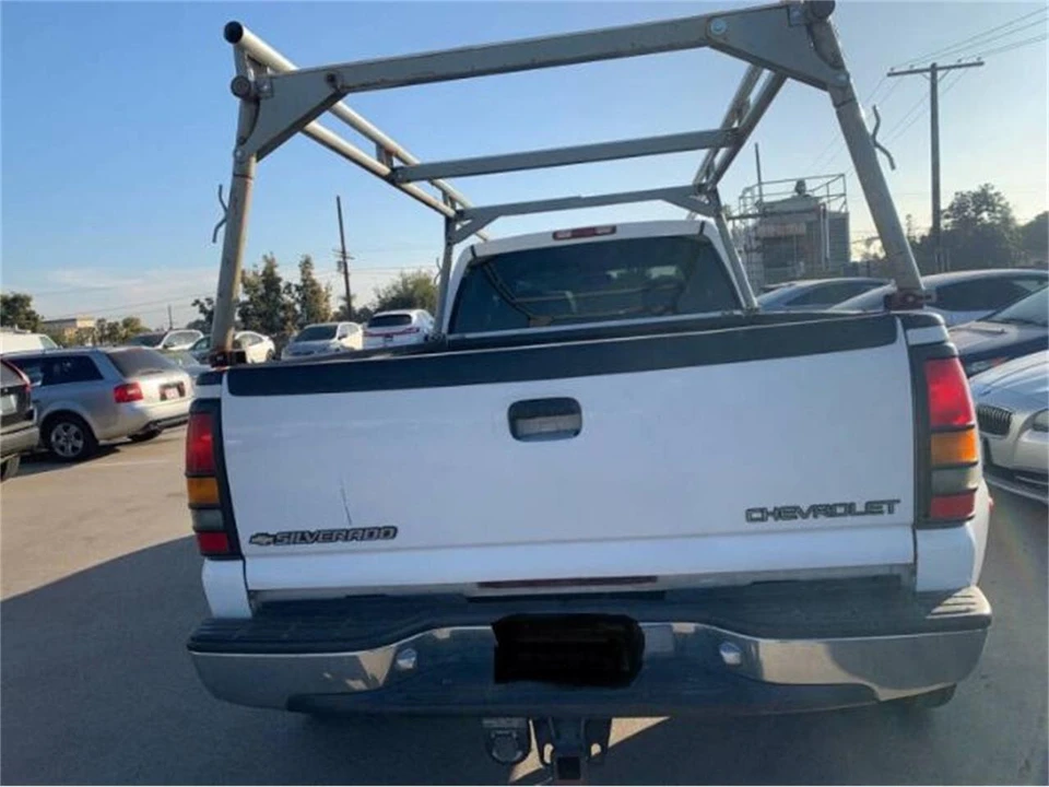 2001 Chevrolet Silverado 1st Gen - Image 3 of 10