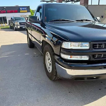 2001 Chevrolet Silverado (Classic) 1500 Crew Cab · LS Pickup 4D 5 3/4 ft