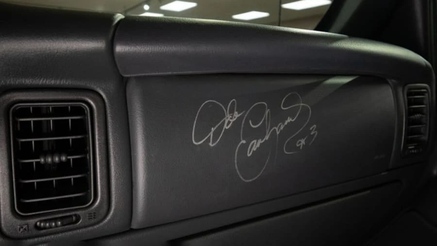 2001 Chevrolet Silverado 1st Gen - Image 6 of 30