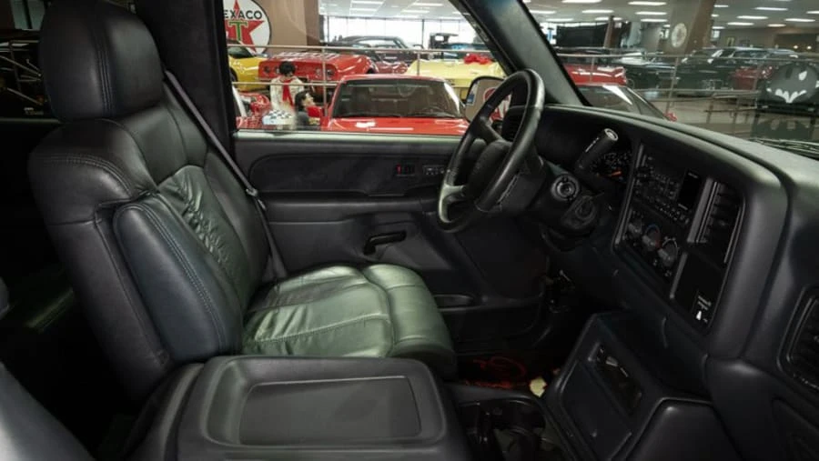 2001 Chevrolet Silverado 1st Gen - Image 11 of 30