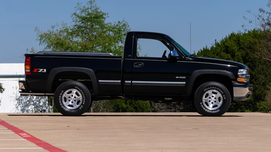 2001 Chevrolet Silverado 1st Gen - Image 8 of 12