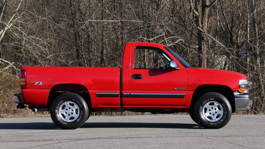2001 Chevrolet Silverado 1st Gen - Image 2 of 20