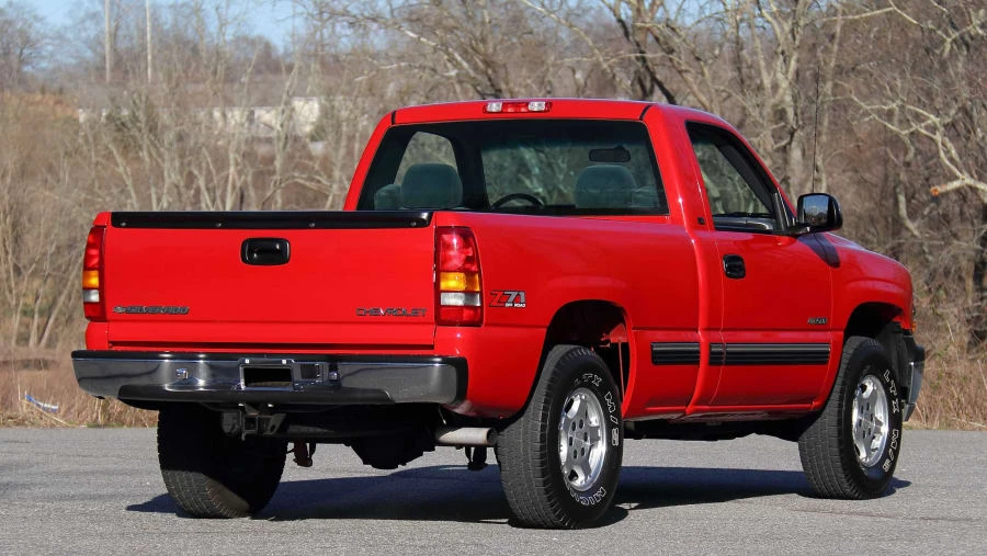 2001 Chevrolet Silverado 1st Gen - Image 3 of 20