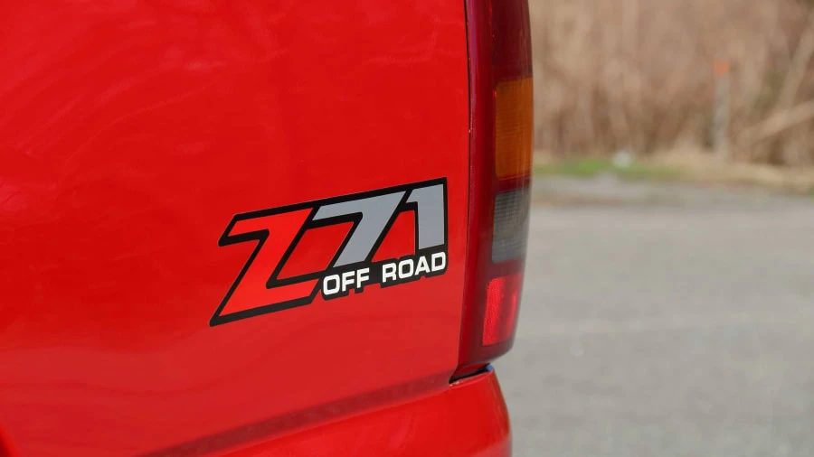 2001 Chevrolet Silverado 1st Gen - Image 9 of 20