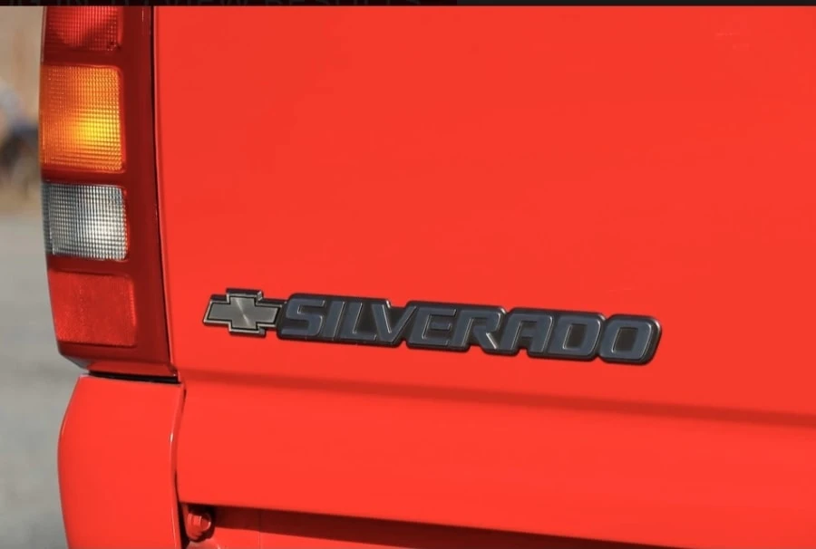 2001 Chevrolet Silverado 1st Gen - Image 5 of 11