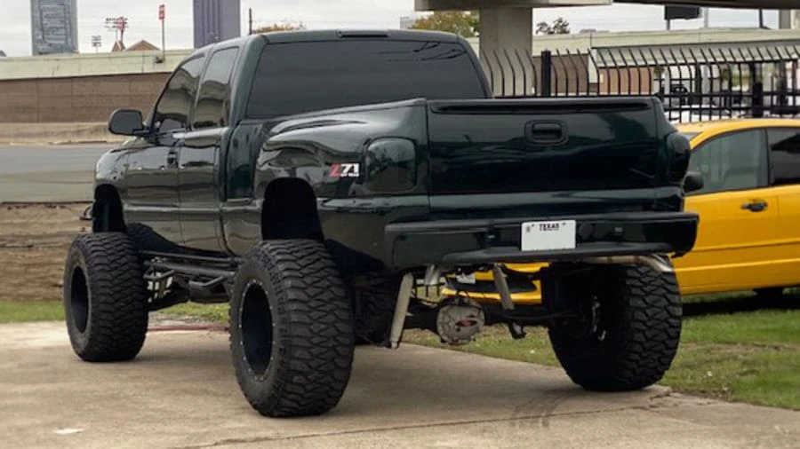 2001 Chevrolet Silverado 1st Gen - Image 3 of 29