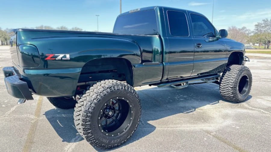 2001 Chevrolet Silverado 1st Gen - Image 3 of 29