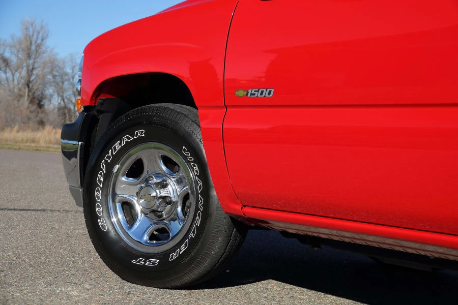 2001 Chevrolet Silverado 1st Gen - Image 12 of 31