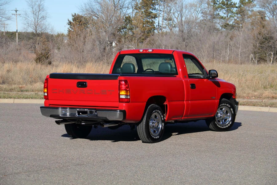 2001 Chevrolet Silverado 1st Gen - Image 3 of 31