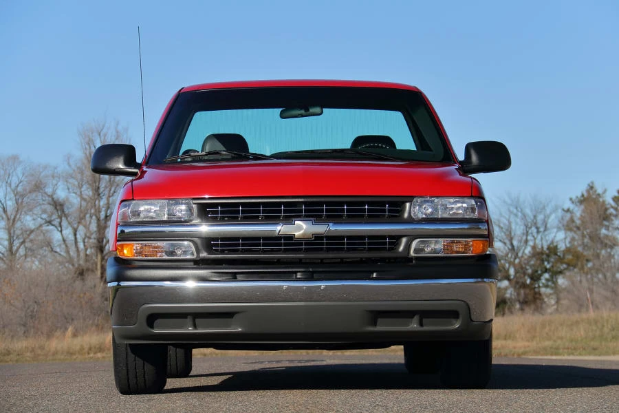 2001 Chevrolet Silverado 1st Gen - Image 4 of 31