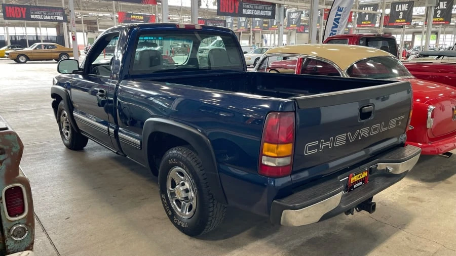 2001 Chevrolet Silverado 1st Gen - Image 4 of 5
