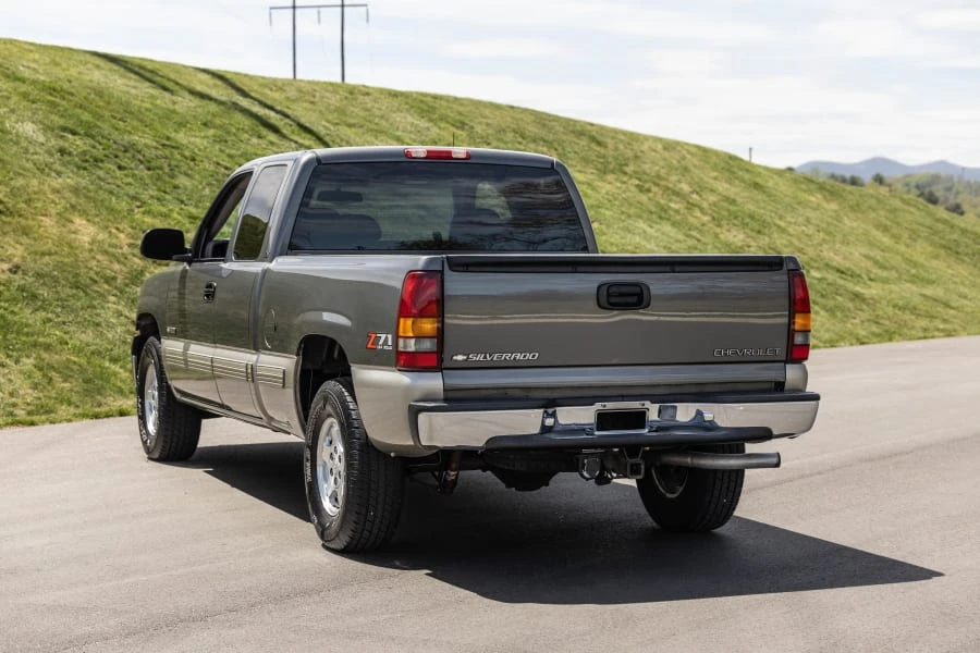 2001 Chevrolet Silverado 1st Gen - Image 10 of 30