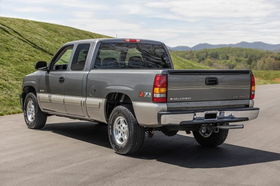 2001 Chevrolet Silverado 1st Gen - Image 8 of 30