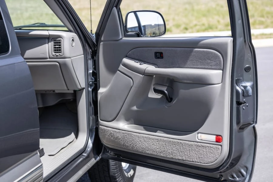 2001 Chevrolet Silverado 1st Gen - Image 25 of 30