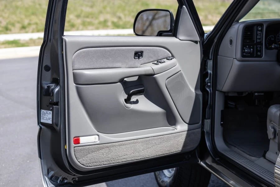 2001 Chevrolet Silverado 1st Gen - Image 19 of 30