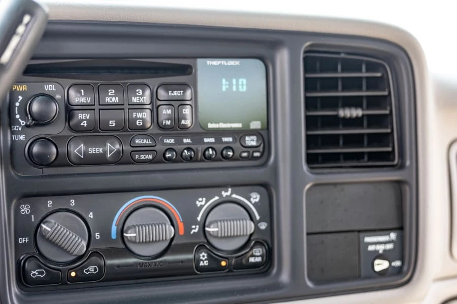 2001 Chevrolet Silverado 1st Gen - Image 27 of 30
