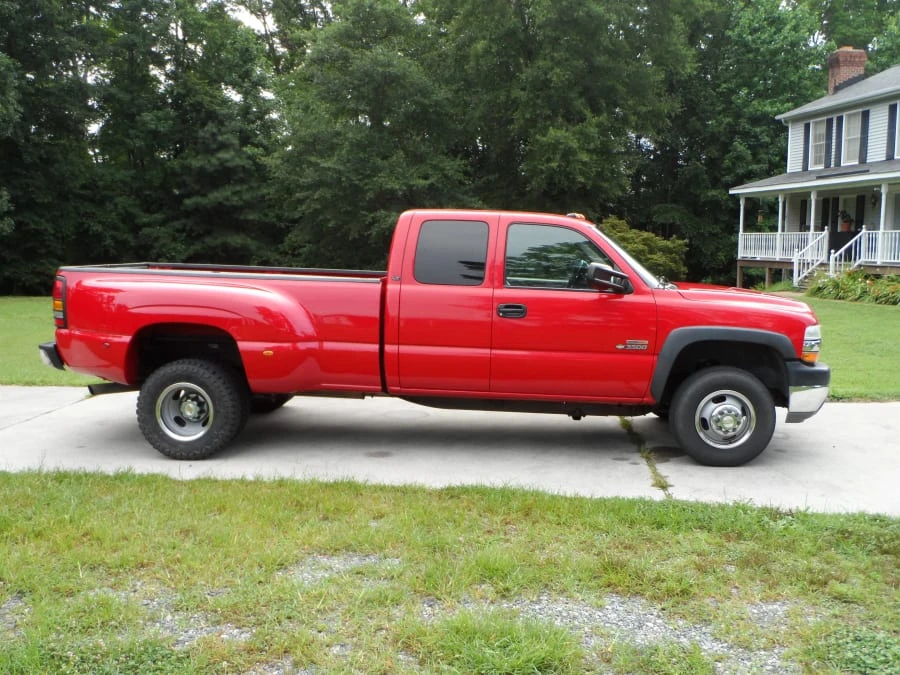 2001 Chevrolet Silverado 1st Gen - Image 2 of 8