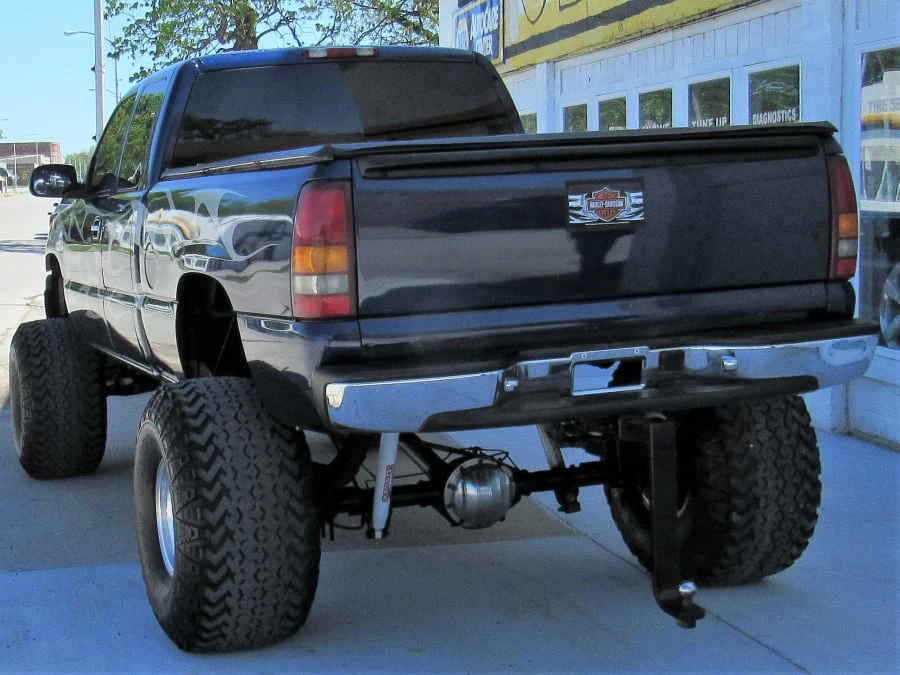 2001 Chevrolet Silverado 1st Gen - Image 2 of 3