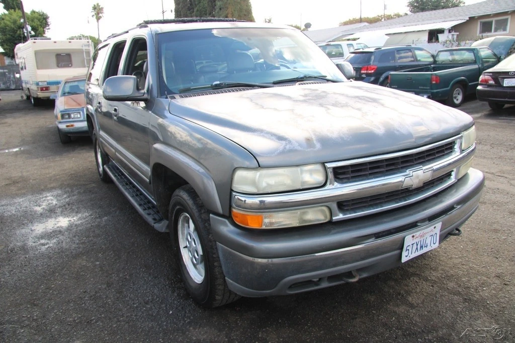 2001 Chevrolet Suburban 9th Gen - Image 9 of 21