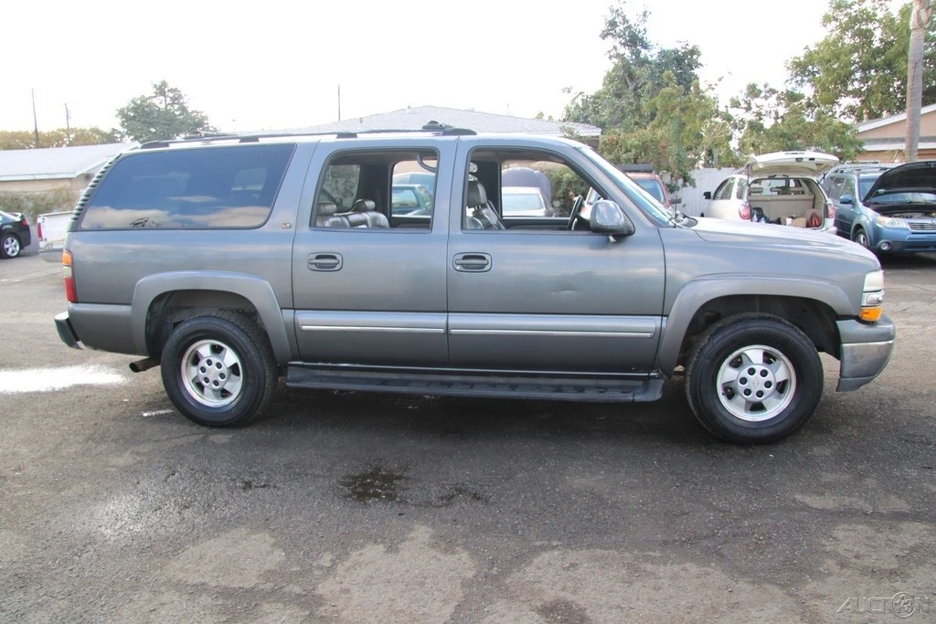 2001 Chevrolet Suburban 9th Gen - Image 7 of 21