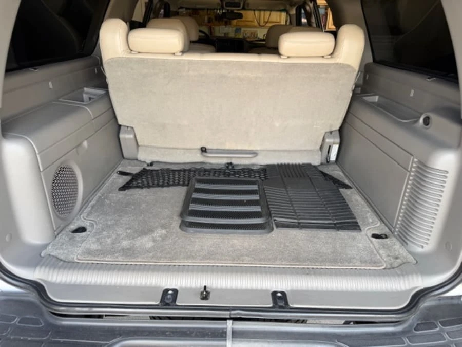 2001 Chevrolet Suburban 9th Gen - Image 15 of 18