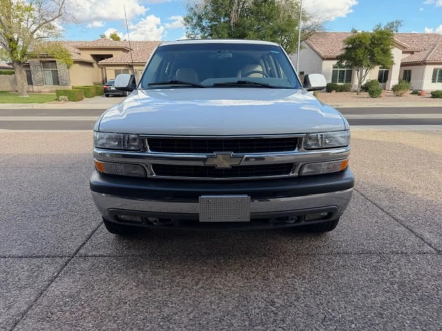 2001 Chevrolet Suburban 9th Gen - Image 6 of 18