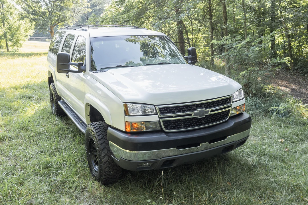 2001 Chevrolet Suburban 8th Gen - Image 20 of 31