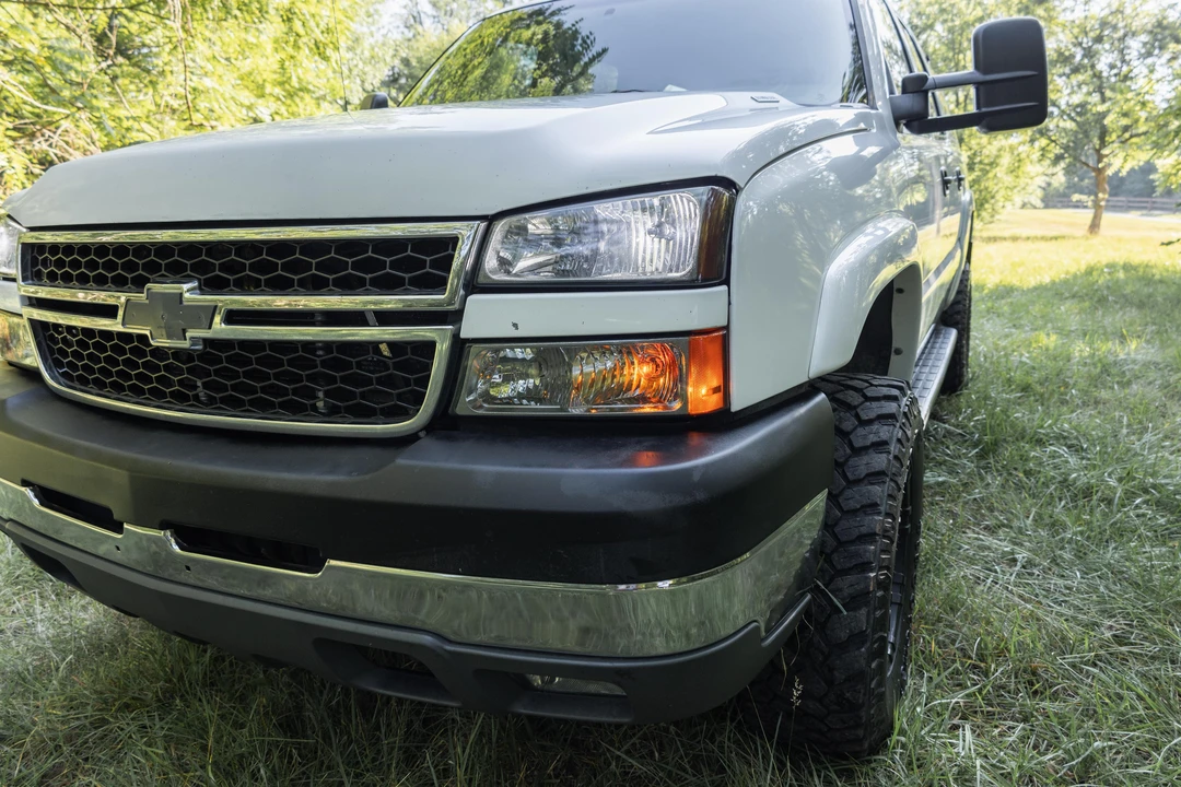 2001 Chevrolet Suburban 8th Gen - Image 26 of 31