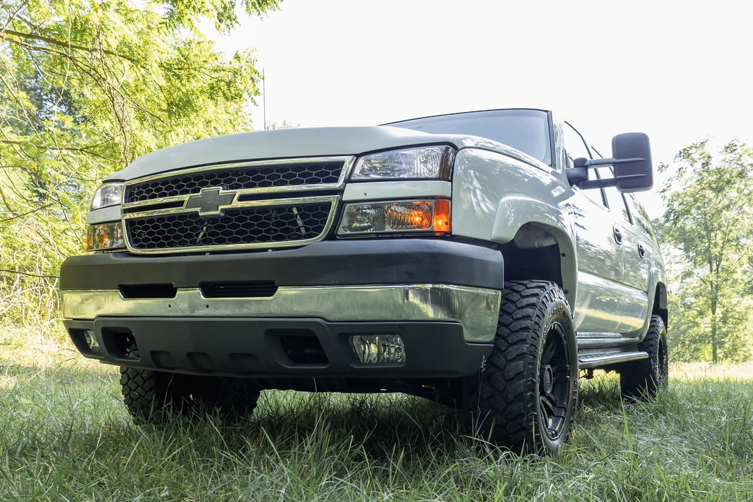 2001 Chevrolet Suburban 8th Gen - Image 9 of 31