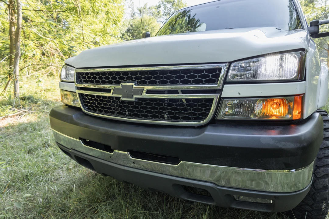 2001 Chevrolet Suburban 8th Gen - Image 25 of 31