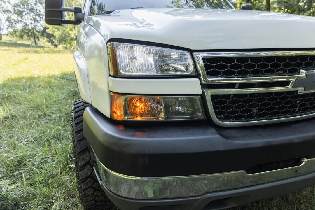 2001 Chevrolet Suburban 8th Gen - Image 22 of 31