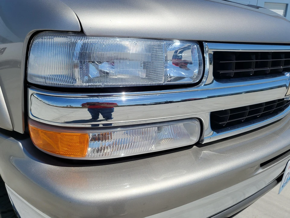 2001 Chevrolet Suburban 9th Gen - Image 15 of 31