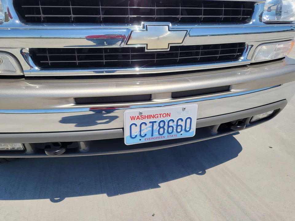 2001 Chevrolet Suburban 9th Gen - Image 19 of 31