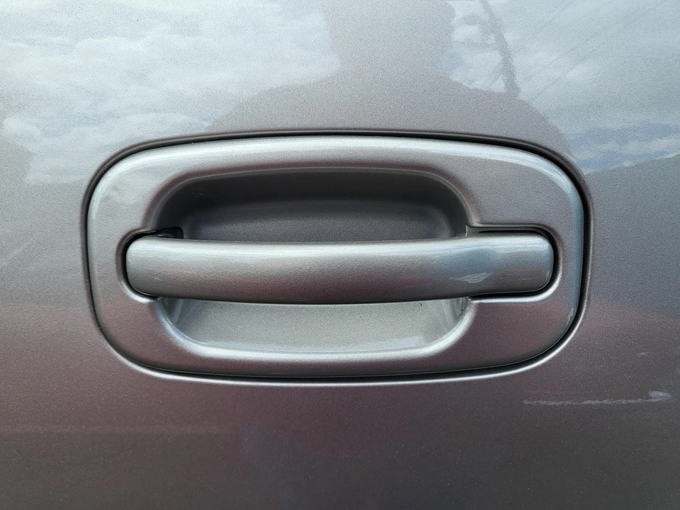 2001 Chevrolet Suburban 9th Gen - Image 29 of 31