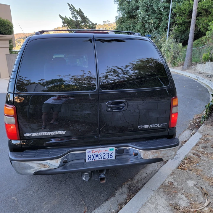 2001 Chevrolet Suburban 9th Gen - Image 13 of 31