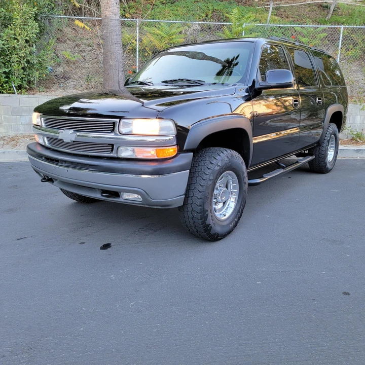 2001 Chevrolet Suburban 9th Gen - Image 6 of 31
