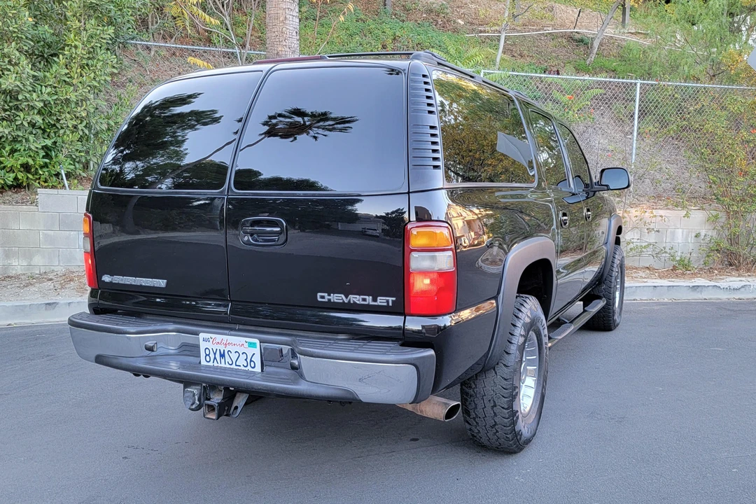 2001 Chevrolet Suburban 9th Gen - Image 15 of 31