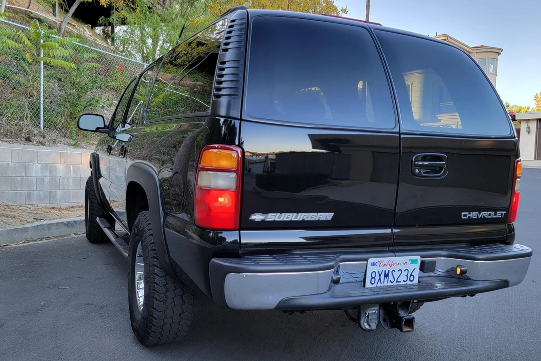 2001 Chevrolet Suburban 9th Gen - Image 12 of 31