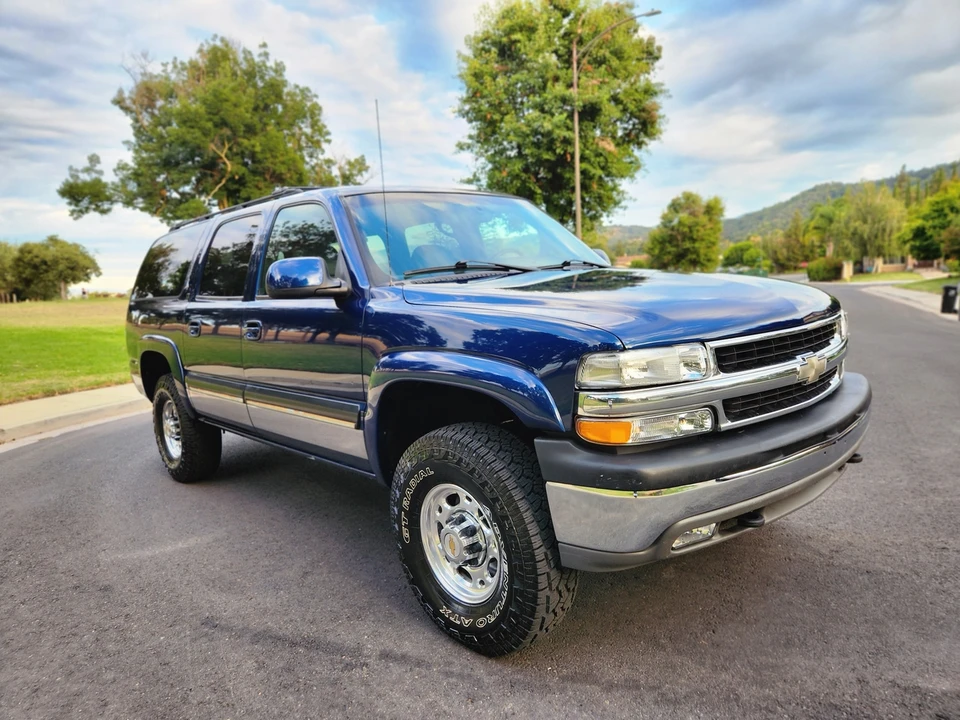 2001 Chevrolet Suburban 9th Gen - Image 24 of 31