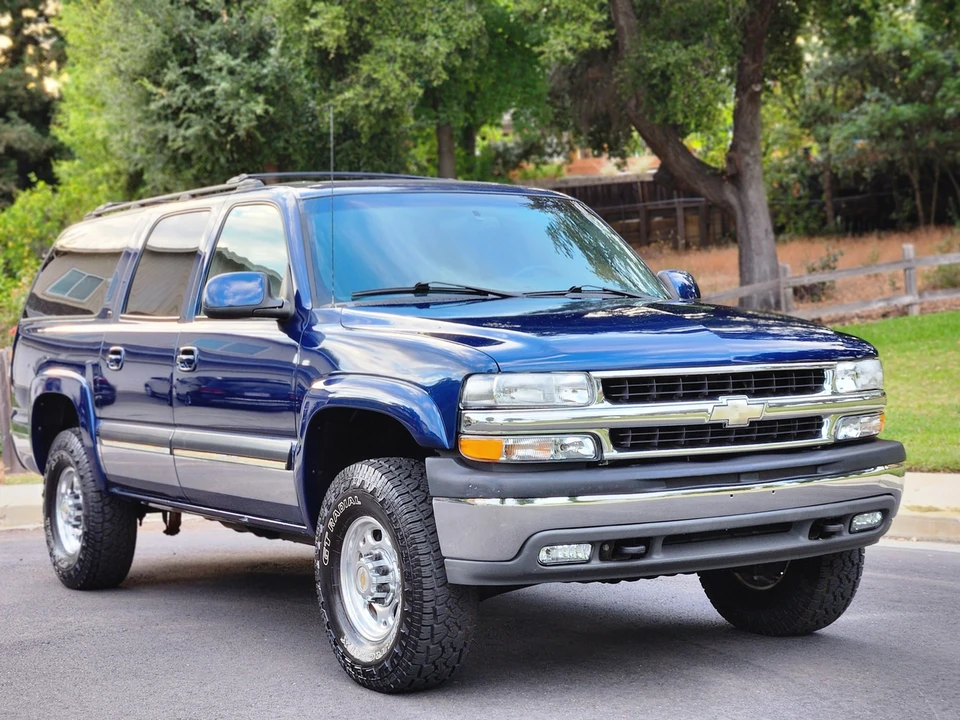 2001 Chevrolet Suburban 9th Gen - Image 25 of 31