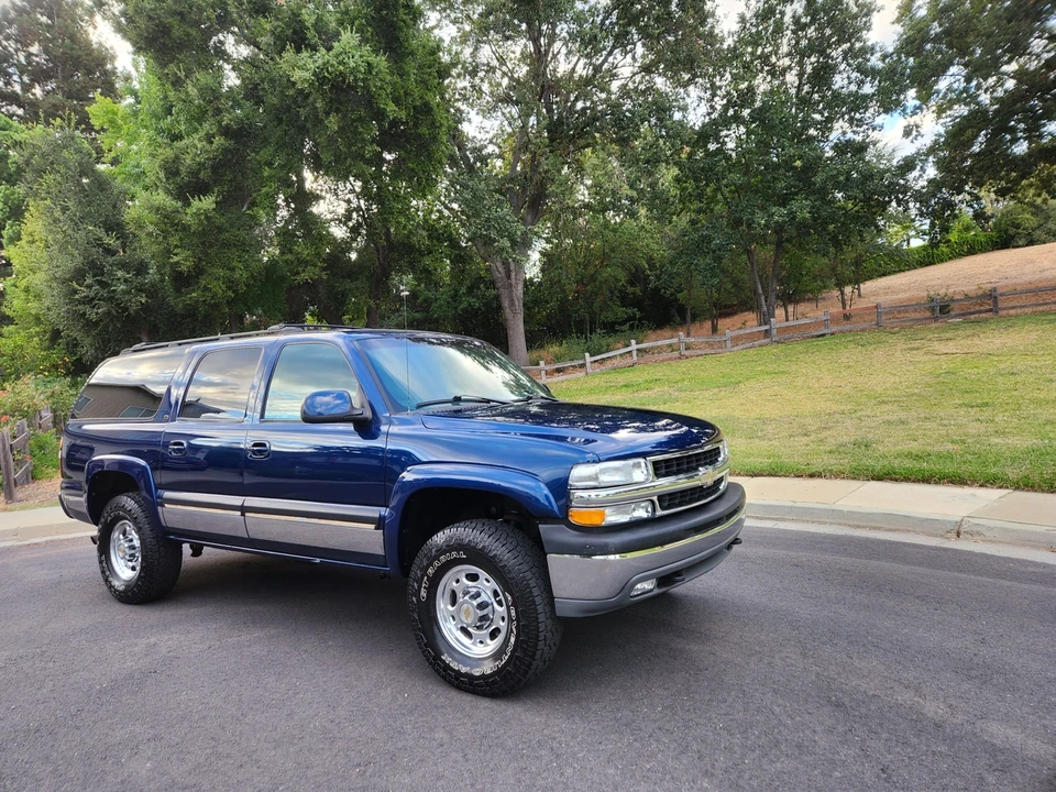 2001 Chevrolet Suburban 9th Gen - Image 22 of 31