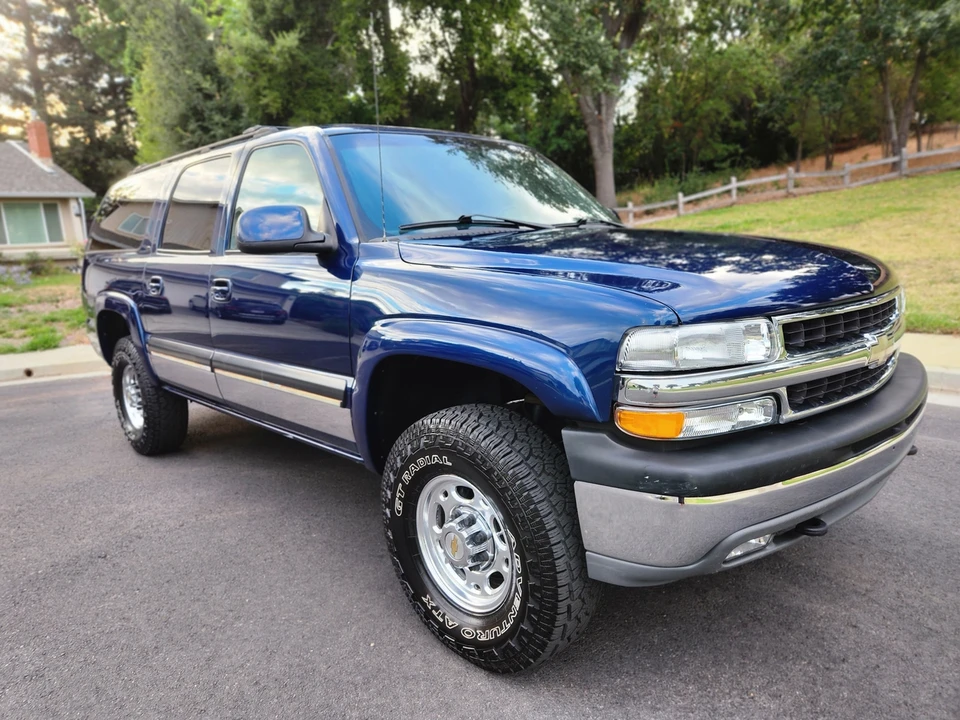2001 Chevrolet Suburban 9th Gen - Image 23 of 31