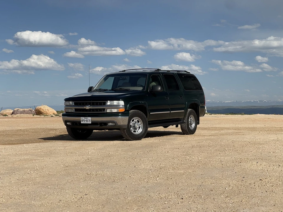 2001 Chevrolet Suburban 9th Gen - Image 6 of 31
