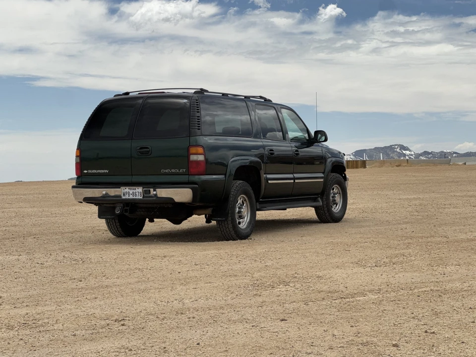 2001 Chevrolet Suburban 9th Gen - Image 29 of 31