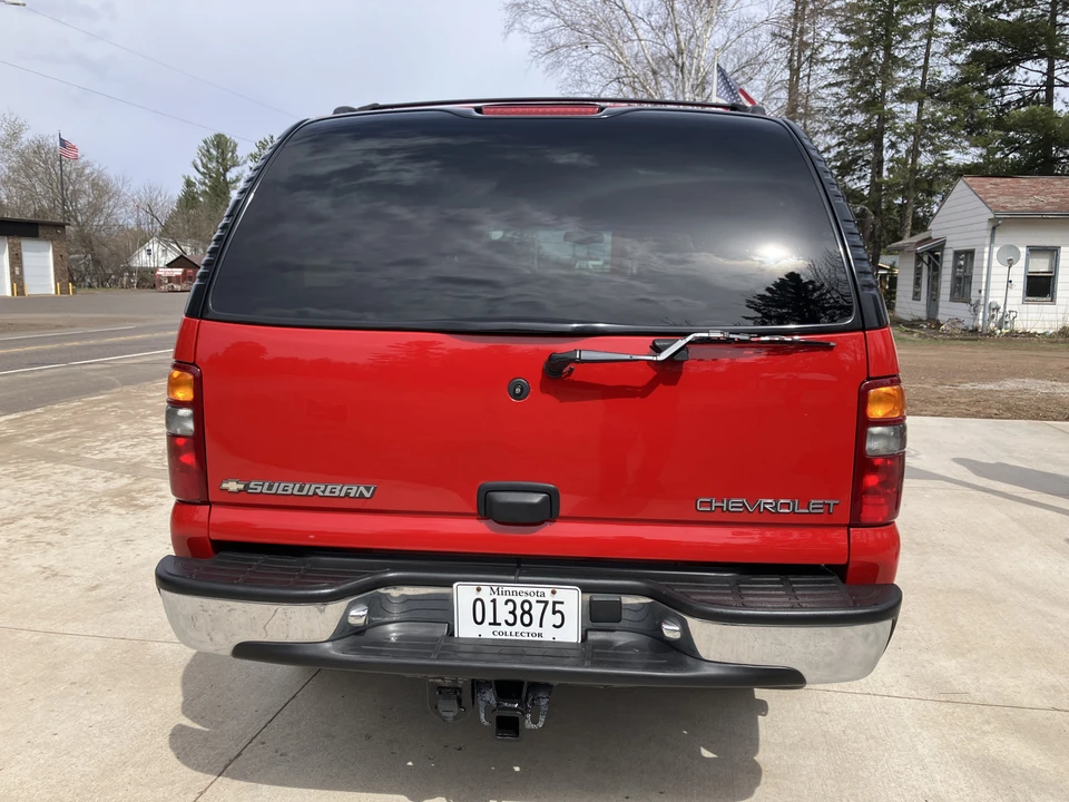 2001 Chevrolet Suburban 9th Gen - Image 6 of 31
