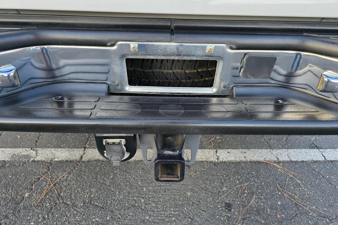 2001 Chevrolet Suburban 9th Gen - Image 21 of 31